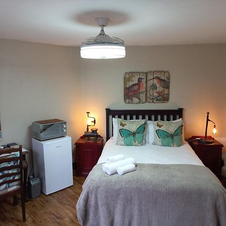 Woodleigh Guest Lodge East London Extérieur photo